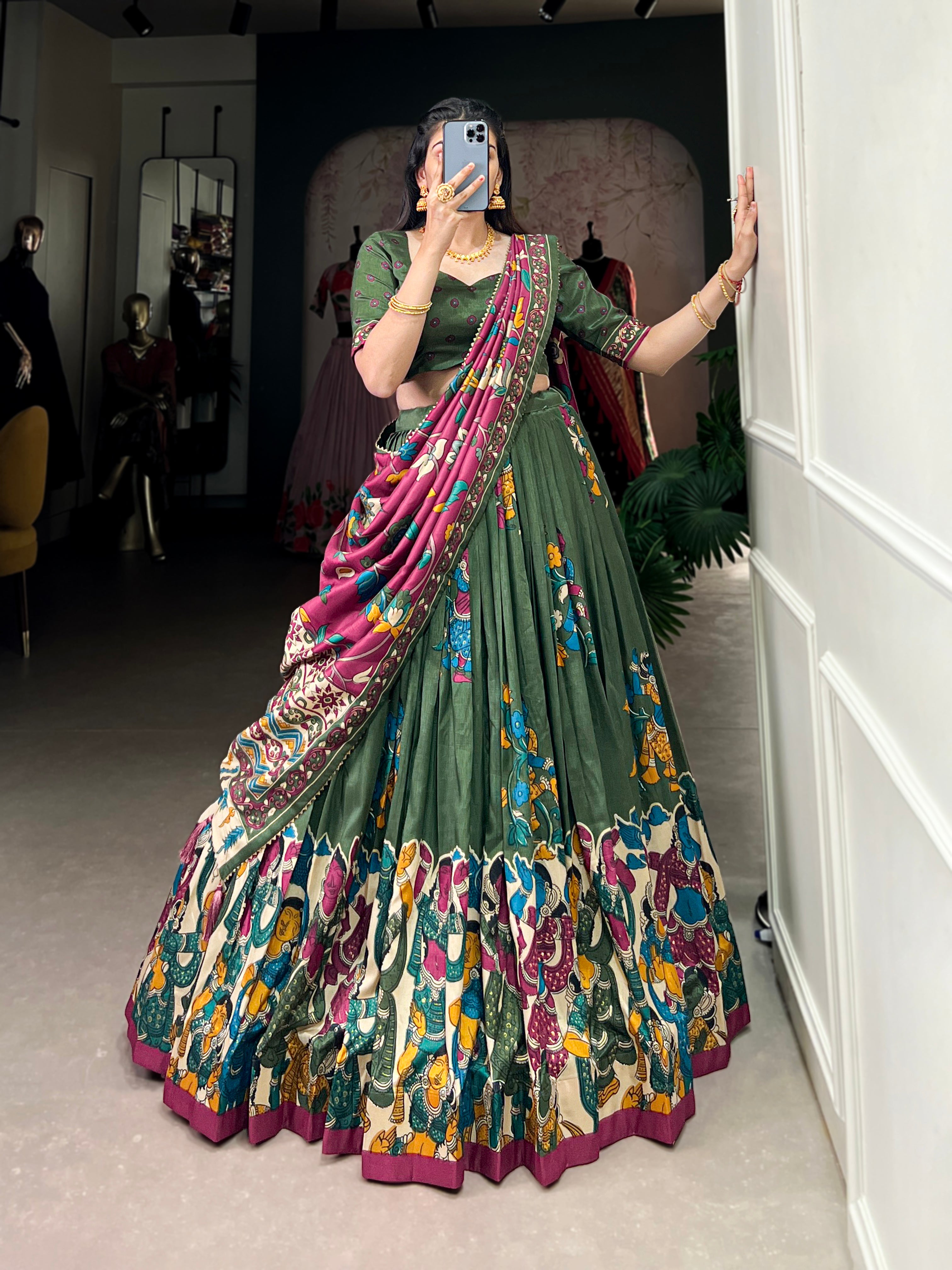 Exclusive Tussar Silk Lehenga Choli Set β Floral & Patola Print Design β¨π